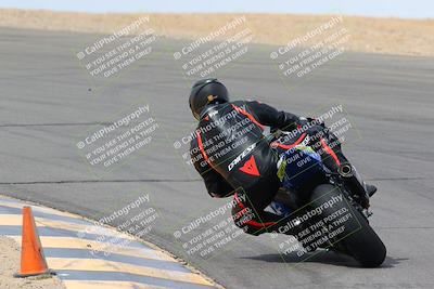 media/Mar-13-2022-SoCal Trackdays (Sun) [[112cf61d7e]]/Turn 10 Backside (105pm)/